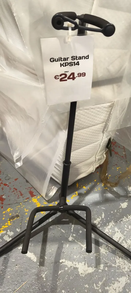 Brand New Guitar stands - Image 1