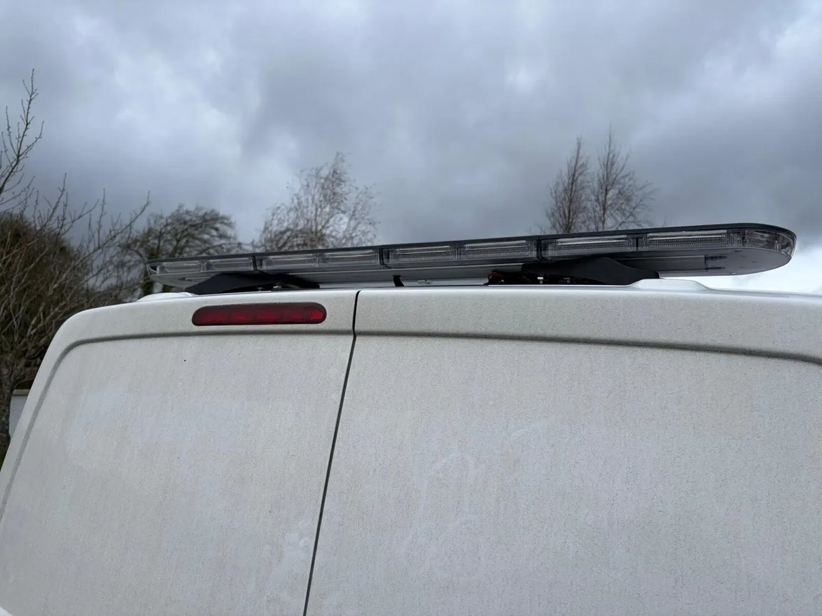 🚨 4 ft Slim Amber Beacon Light — €300! 🚨 - Image 2