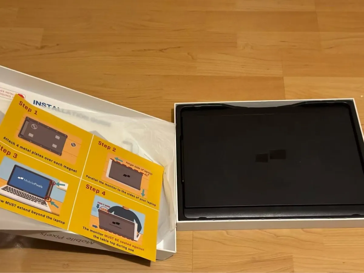 Mobile Pixels Duex Pro Portable Laptop - Image 2