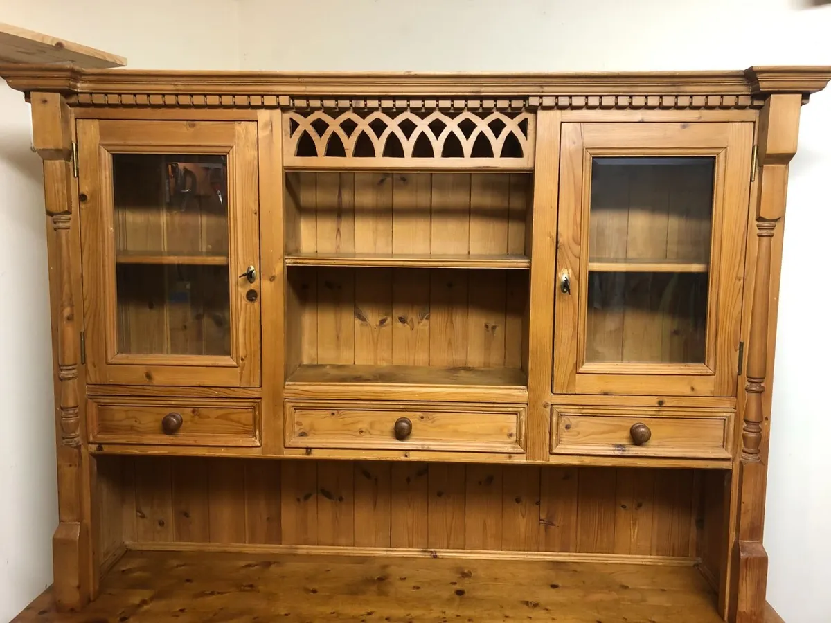 Pine kitchen dresser - Image 1