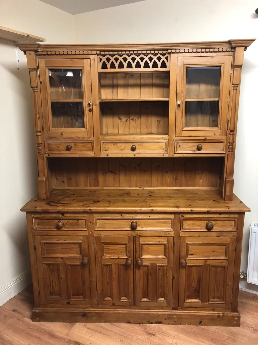 Pine kitchen dresser - Image 2