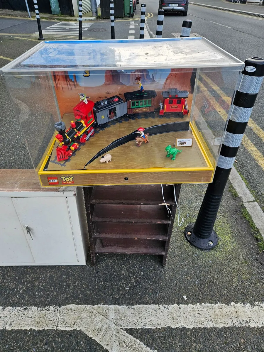 Lego Toy Story Shop Display Train - Image 1