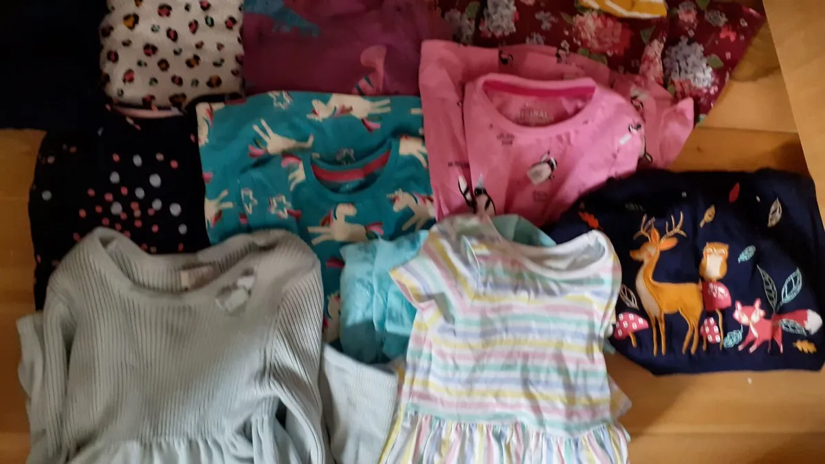 Childrens clothes - Image 2