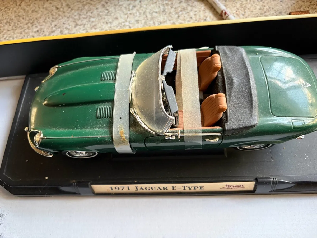 Model ornament e type jaguar - Image 2