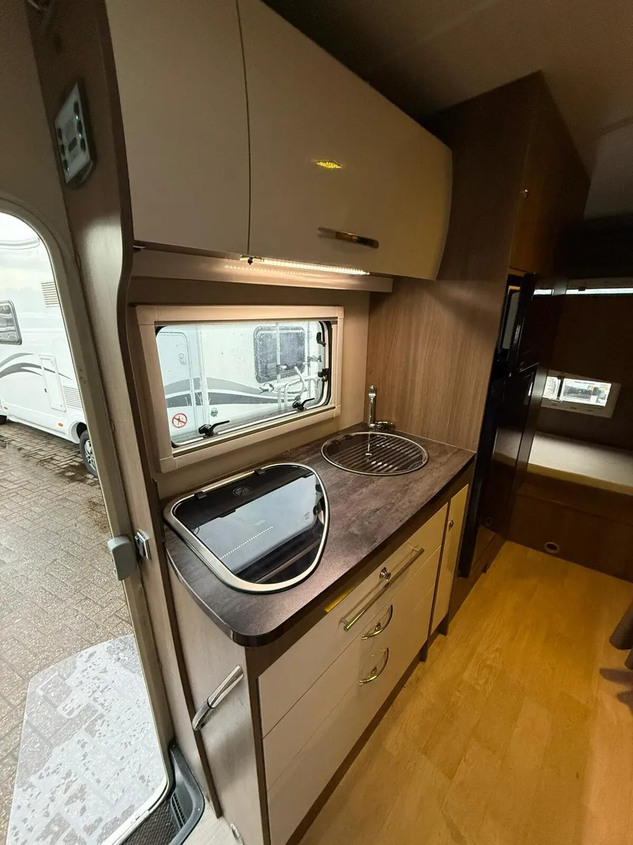 2014 Chausson Flash 03 6 berth 6 seatbelts - Image 3
