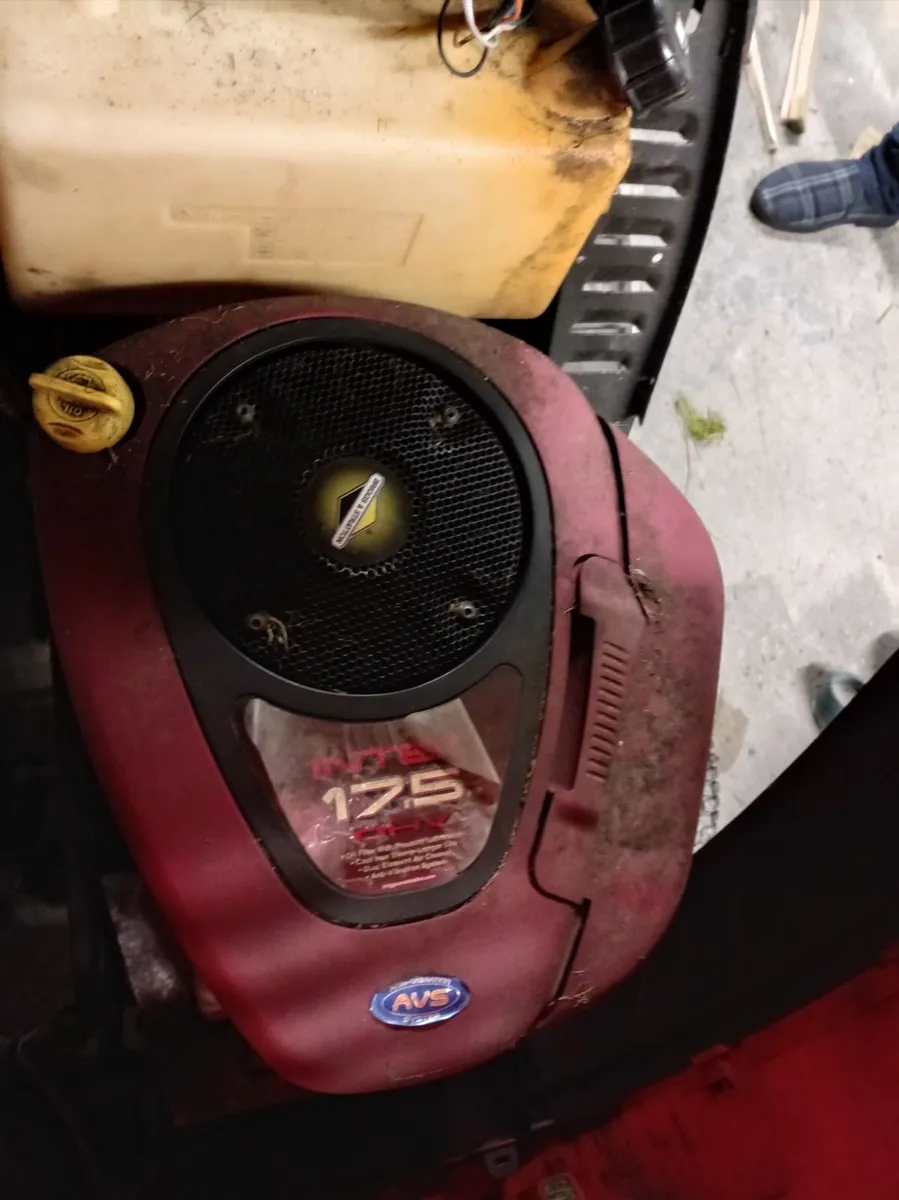 Tractor lawnmower s - Image 2