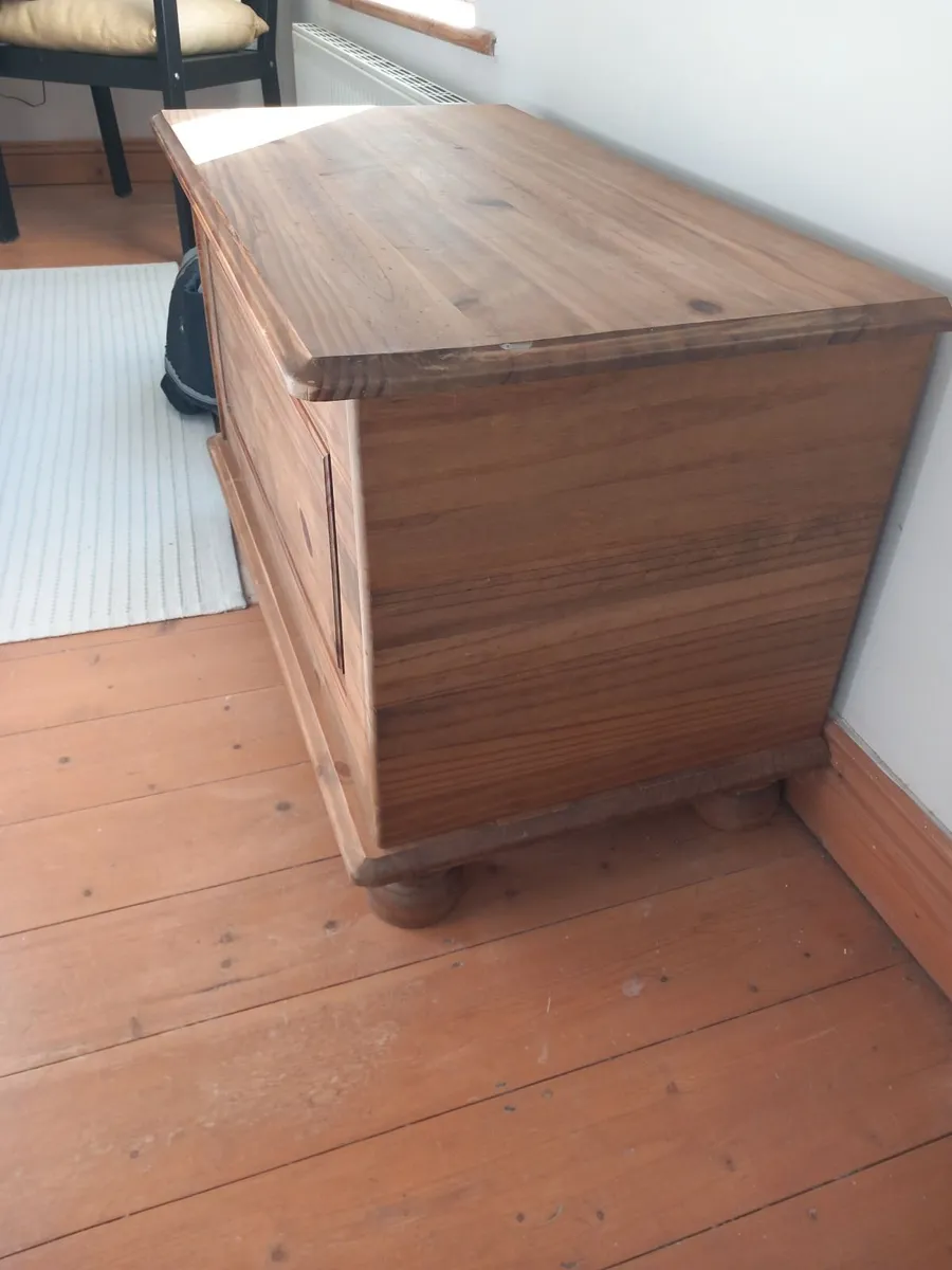 storage trunk - Image 2