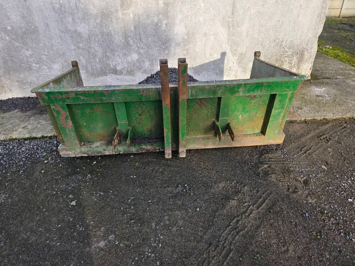 Heavy duty  power box - Image 1