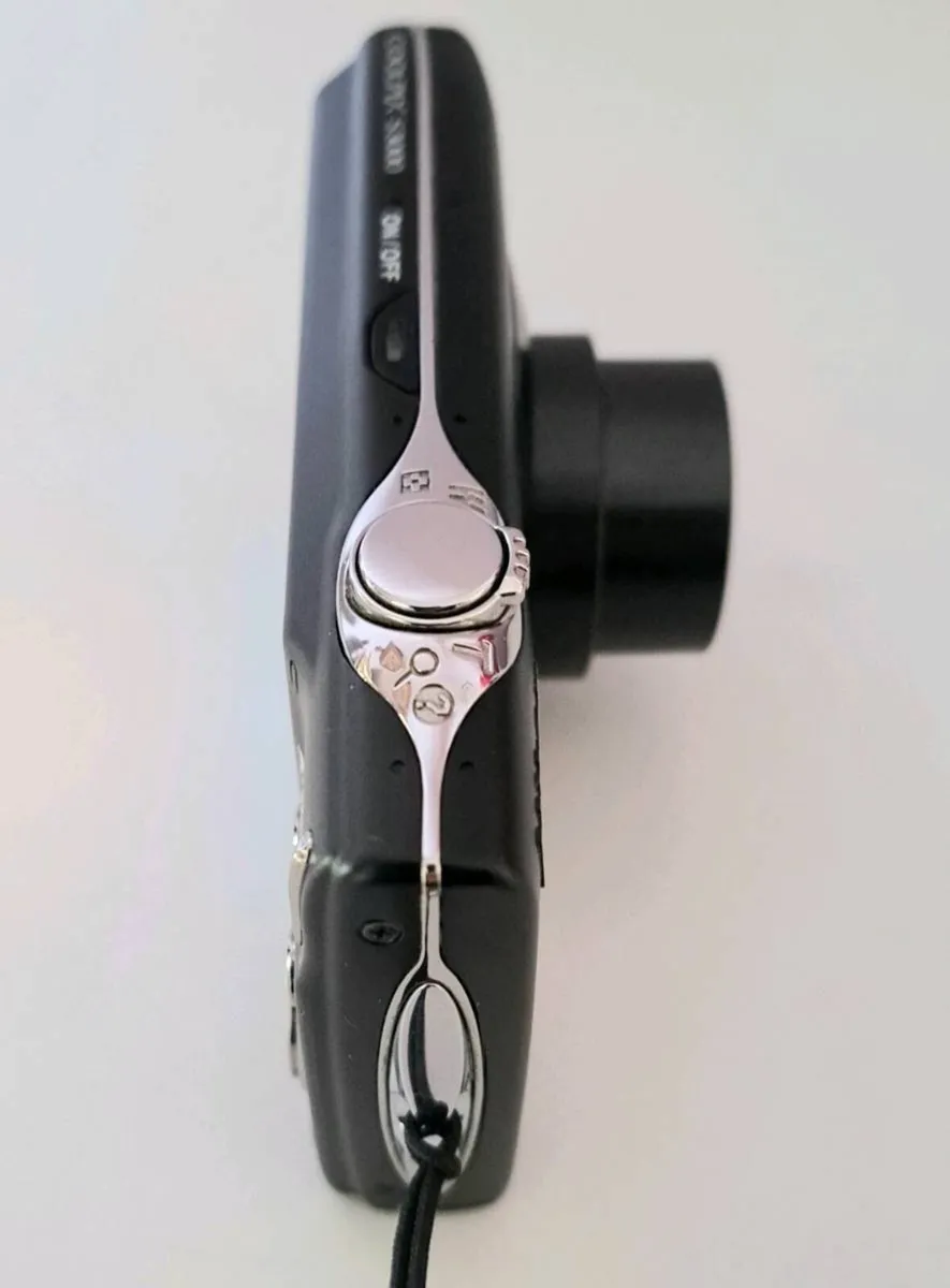 Nikon Coolpix Digital Camera - Image 4