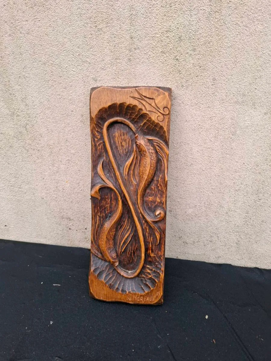 Fish sculpted frame in wood postage possible - Image 1