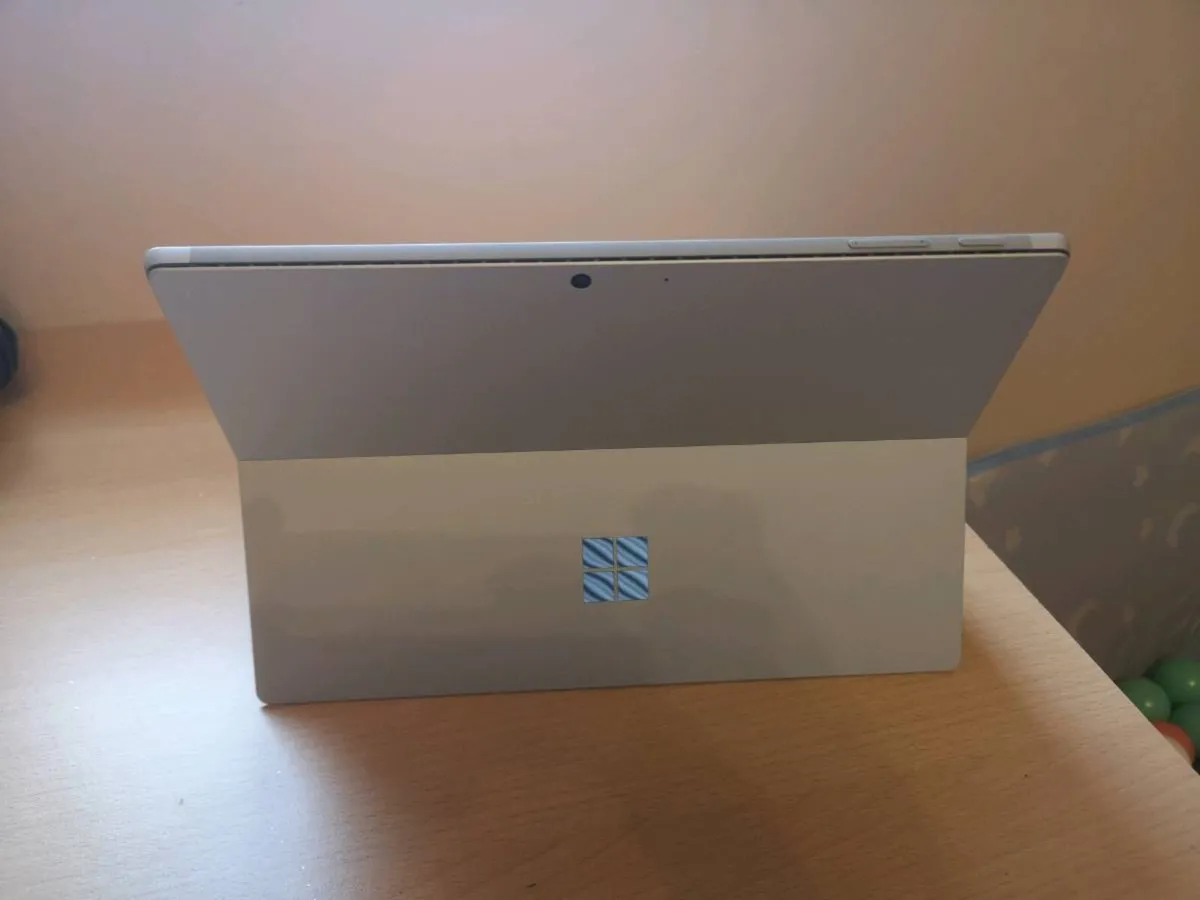 Microsoft Surface Pro 7+ - Image 4