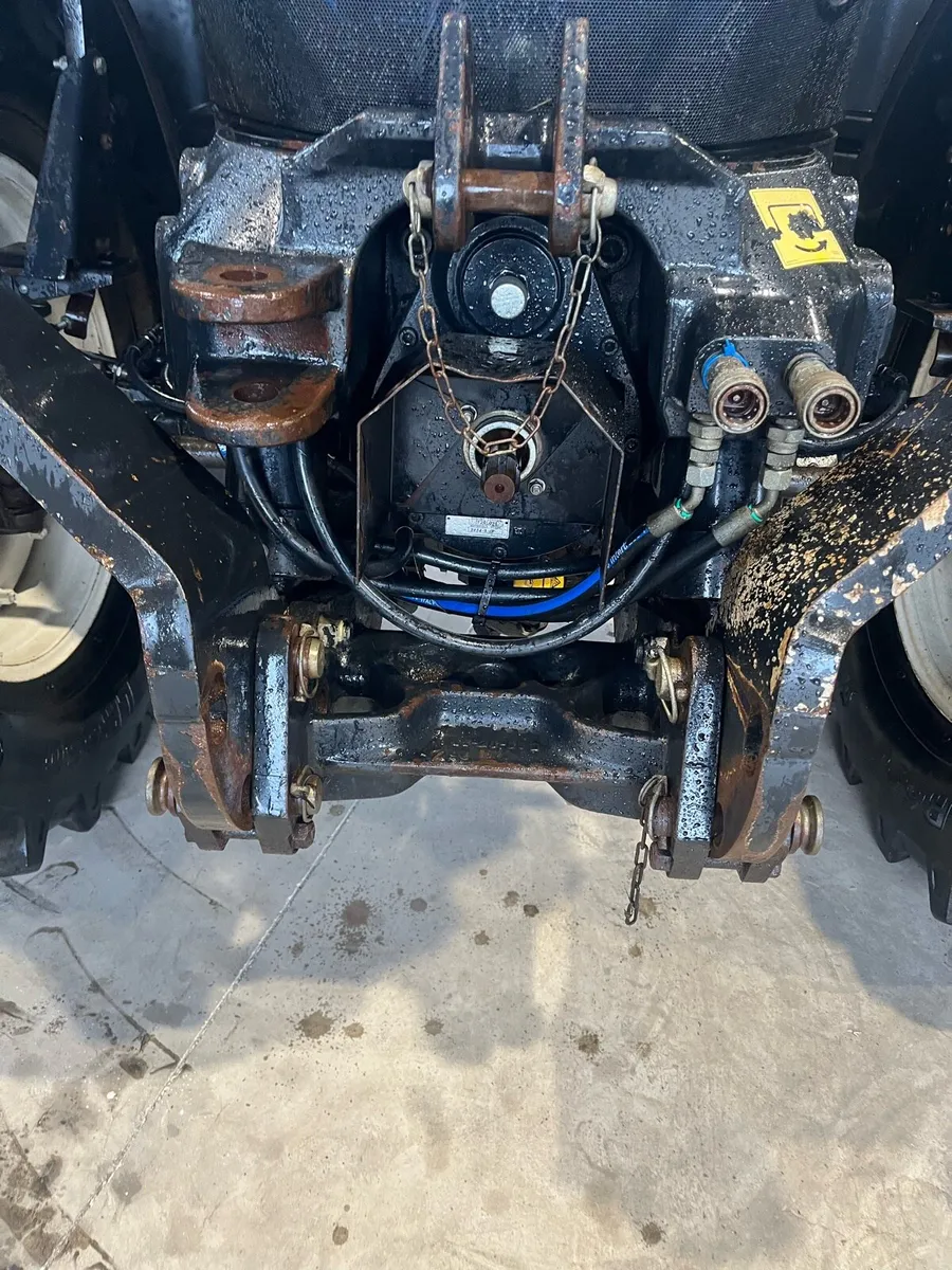 New Holland T7 210 auto command - Image 3