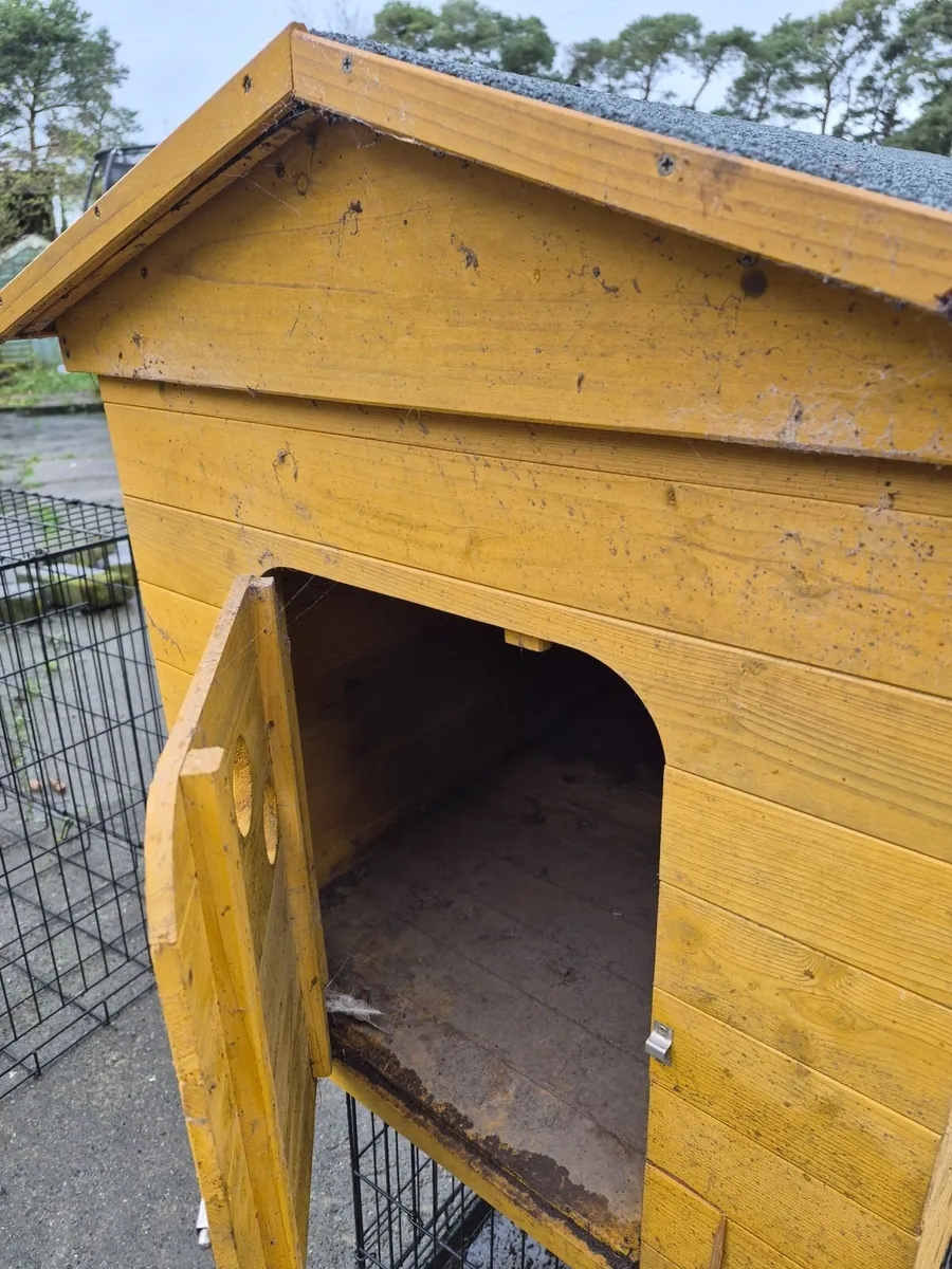 Dog house - Image 3