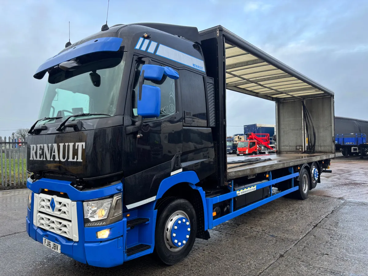 2016 Renault T380 High Roof Sleeper Rear Lift - Image 1
