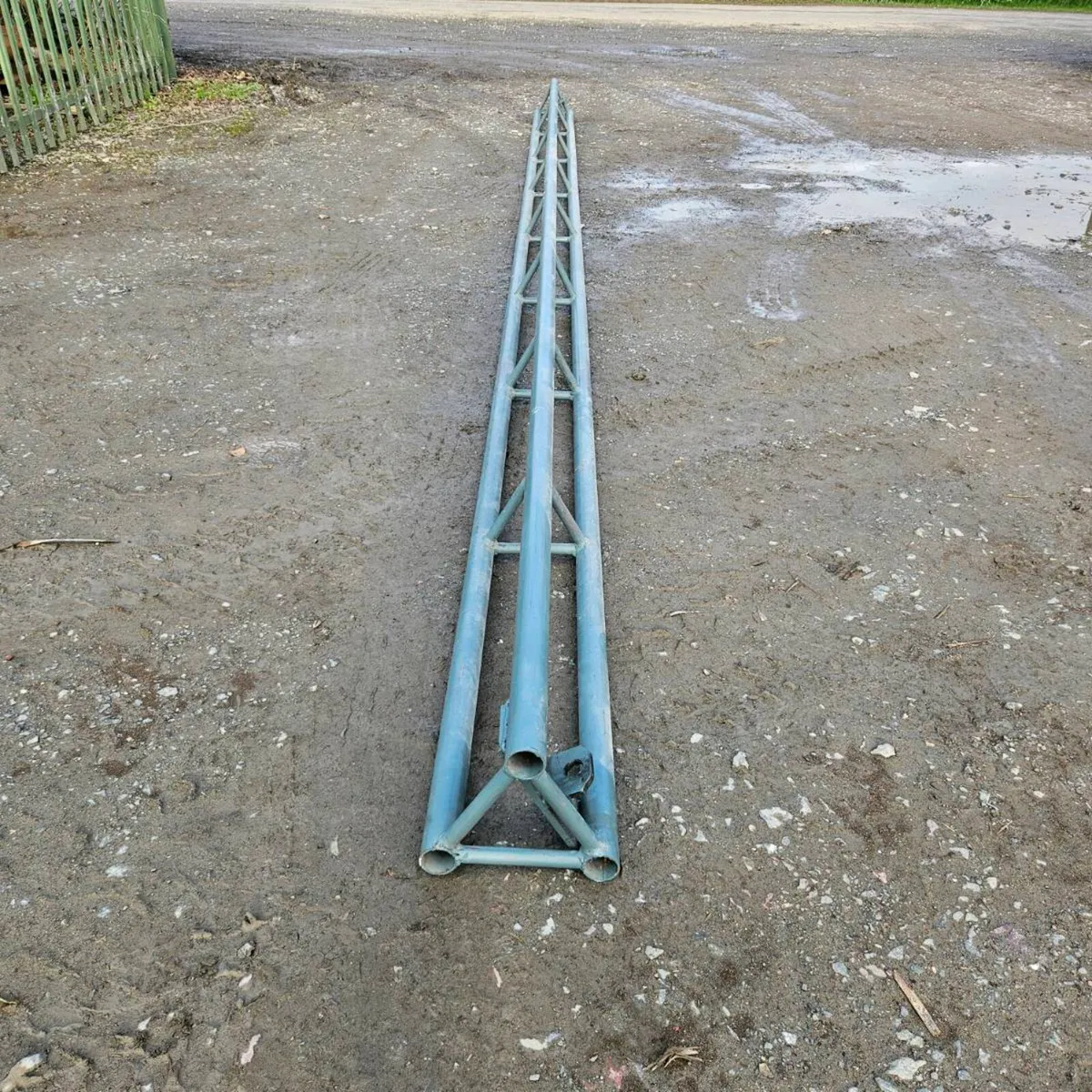 Quad truss 6m for hanging lights speakers etc - Image 1