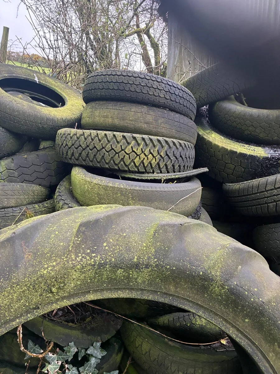 Silage tyres clean and free - Image 1