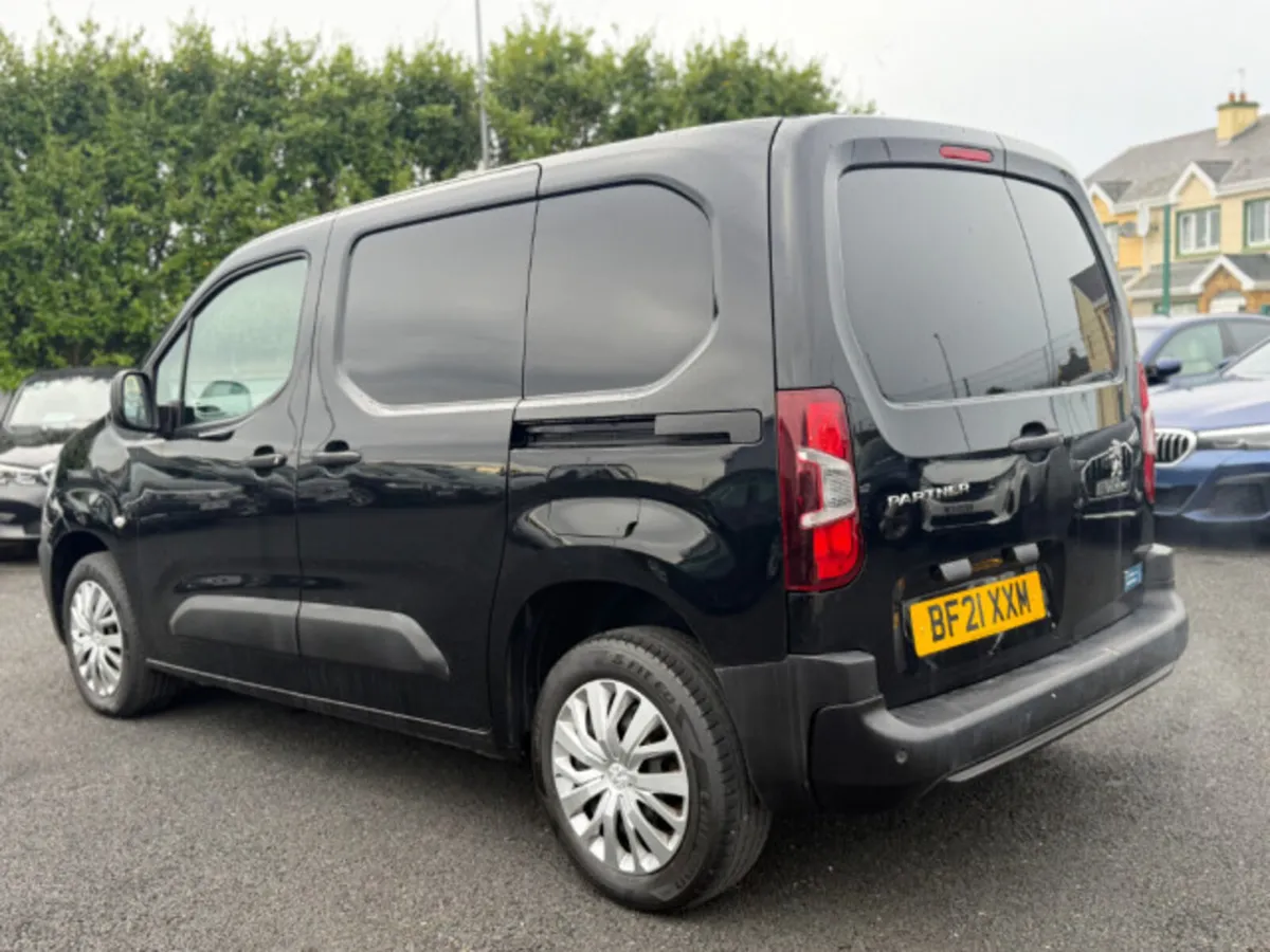 Peugeot Partner BLUEHDI PROFESSIONAL L1 - Image 4