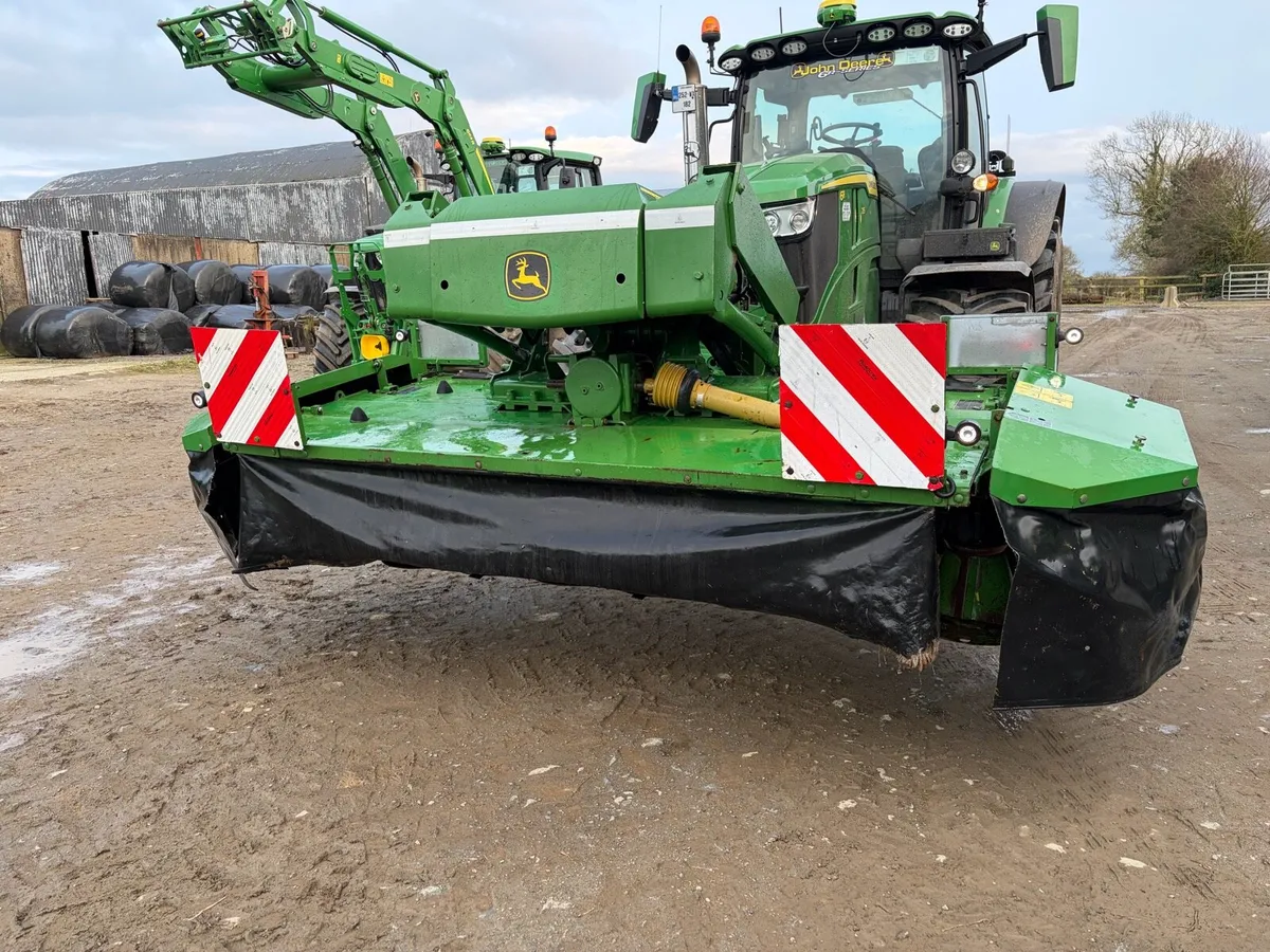 John Deere 131 front mower - Image 1