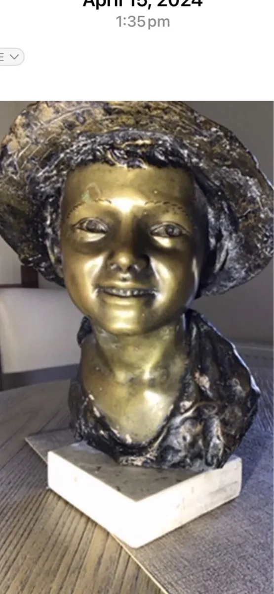 Bronze sculpture - Image 1