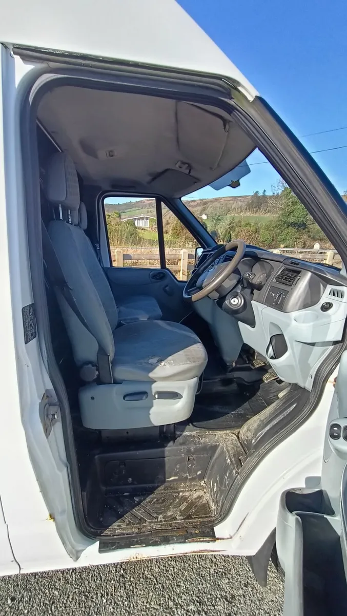 Ford Transit 2008 RWD - Image 2