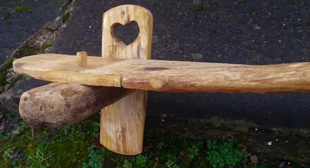 Rustic driftwood floating mantle / shelf - Image 4