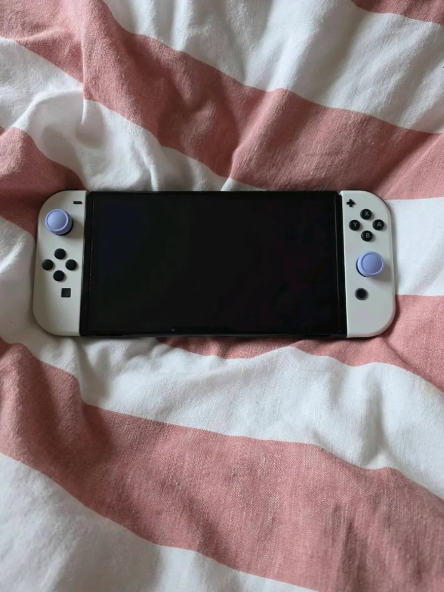 Nintendo OLED Switch Immaculate condition - Image 1