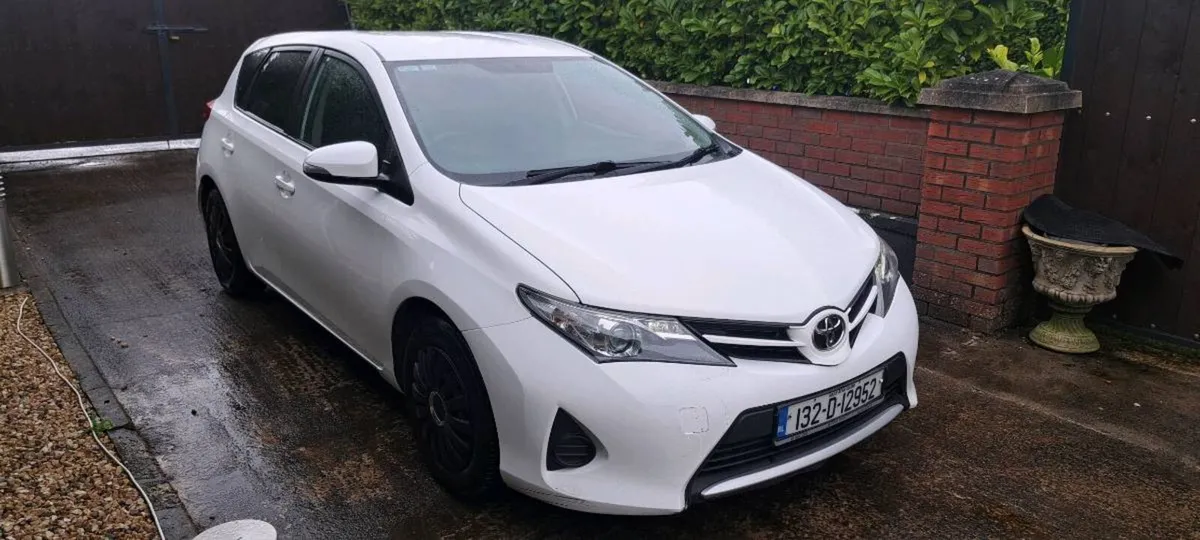 Toyota aruis - Image 1