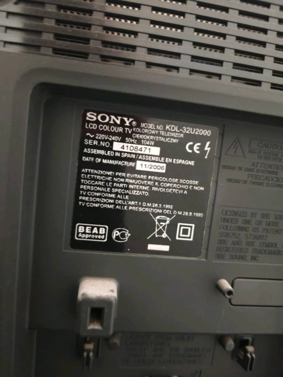 Sony Bravia 32" LCD TV – Excellent Condition & Gre - Image 2