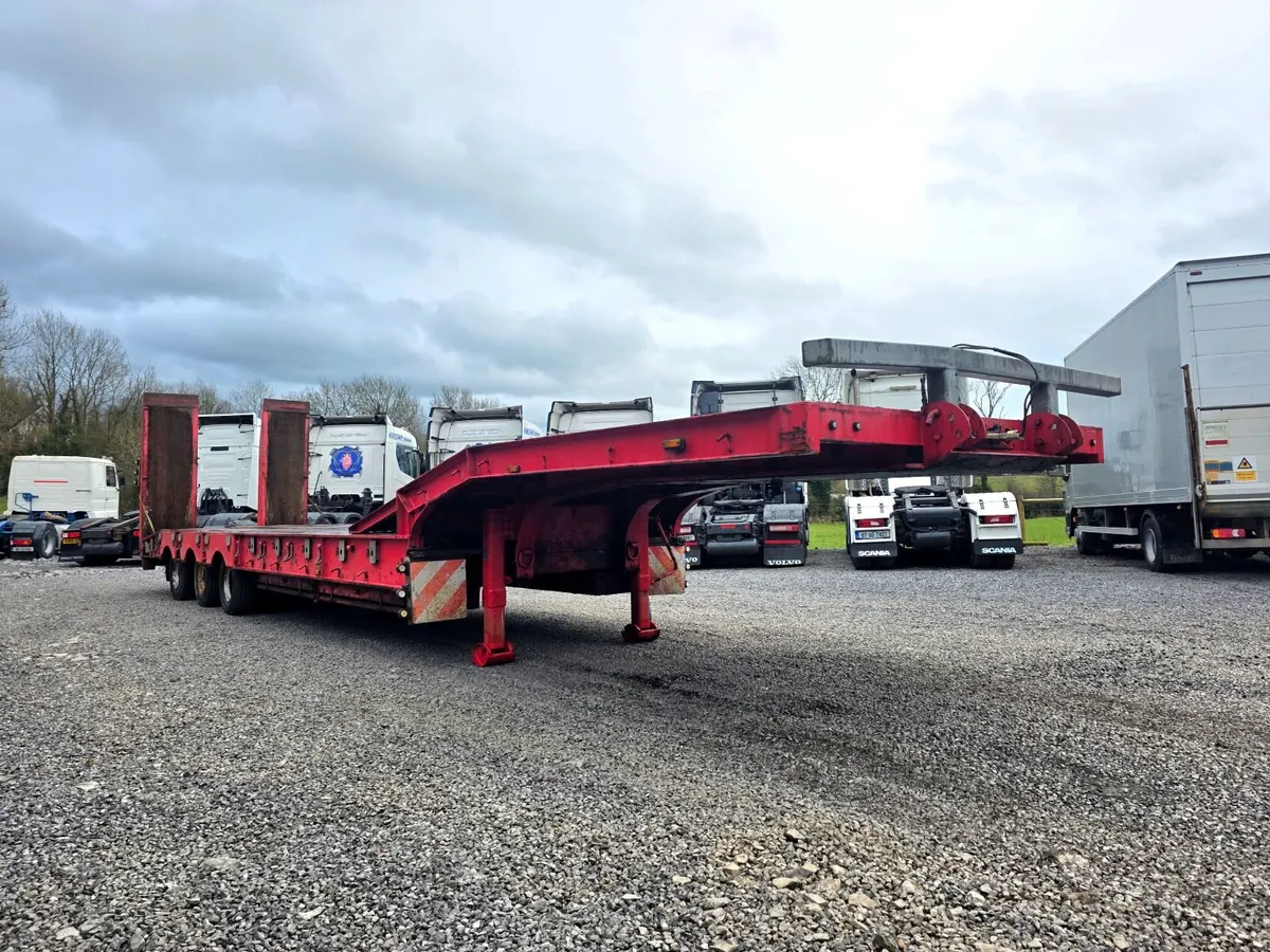 2011 MAC Lowloader - Image 1