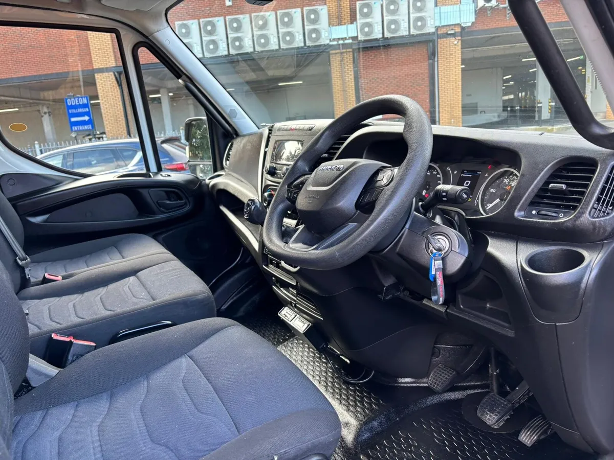 Iveco daily fridge new doe and taxed - Image 4