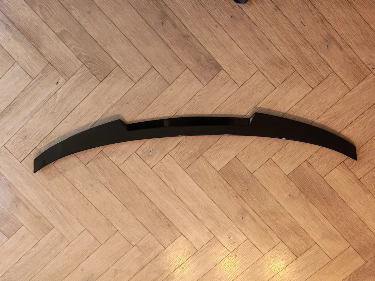 F32  m4 style carbon Boot spoiler - Image 3