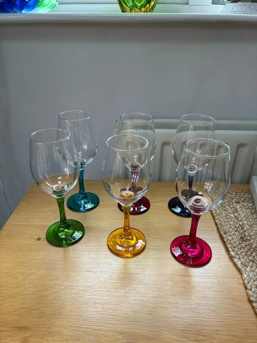 6  Newgrange Rainbow Wine Glasses. - Image 1