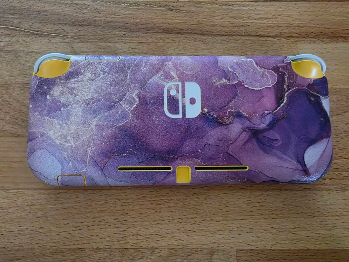 Nintendo Switch Lite Excellent Condition - Image 3