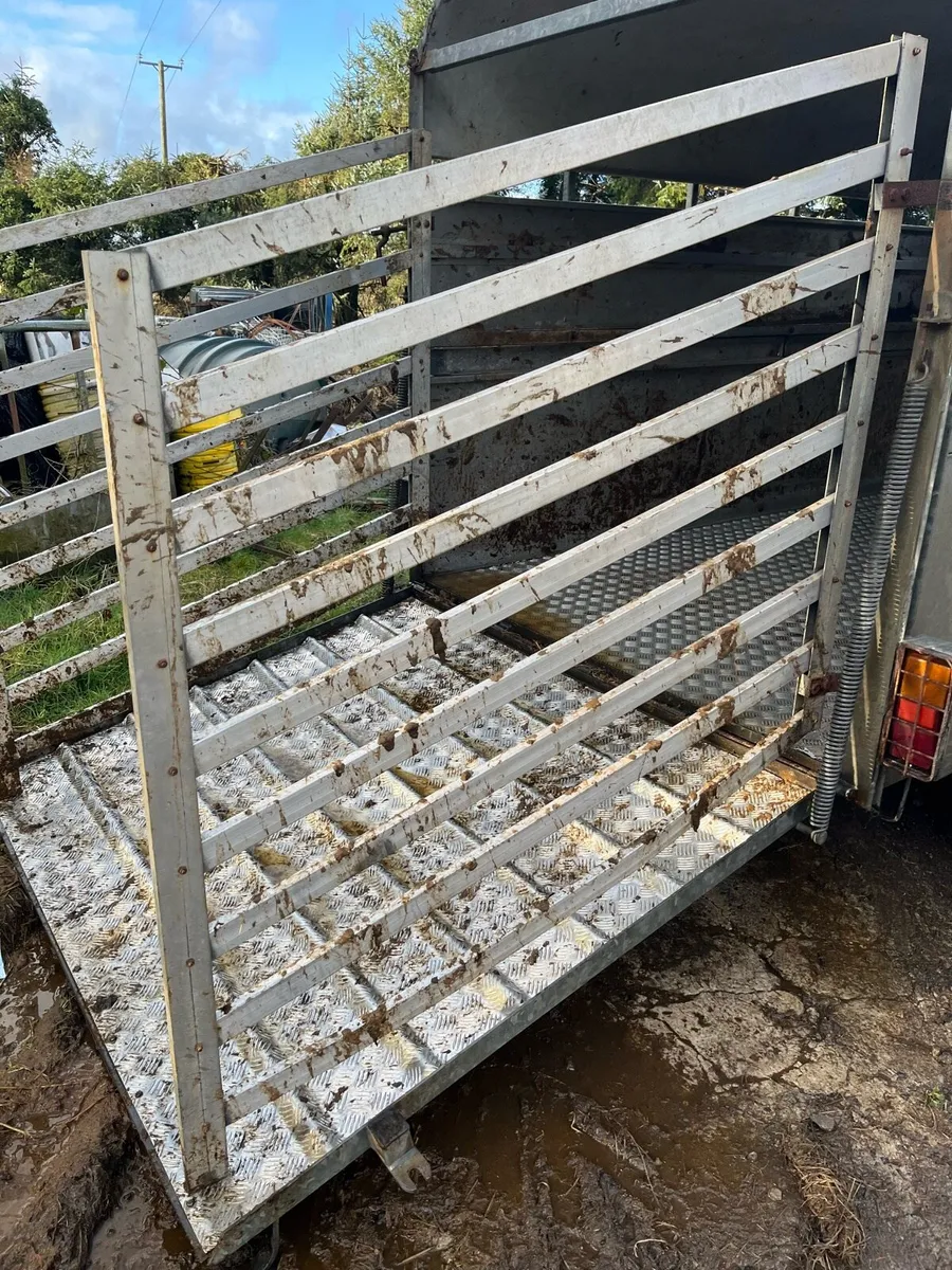 Cattle trailer - Image 3