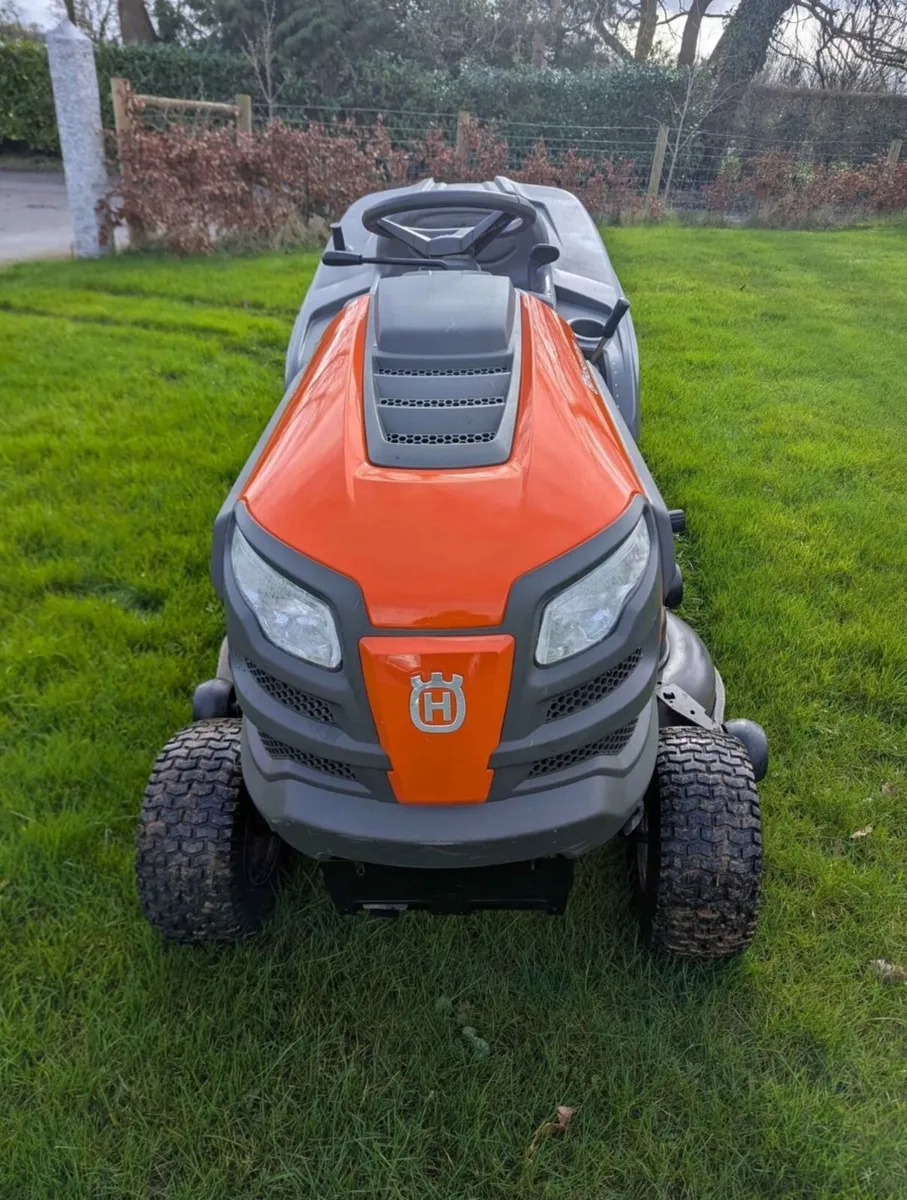 Husqvarna ride on lawnmower - Image 1