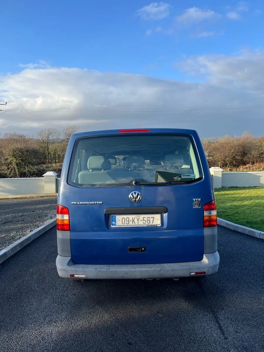 Volkswagen Transporter/Shuttle 9 Seater NO DAMAGE - Image 4
