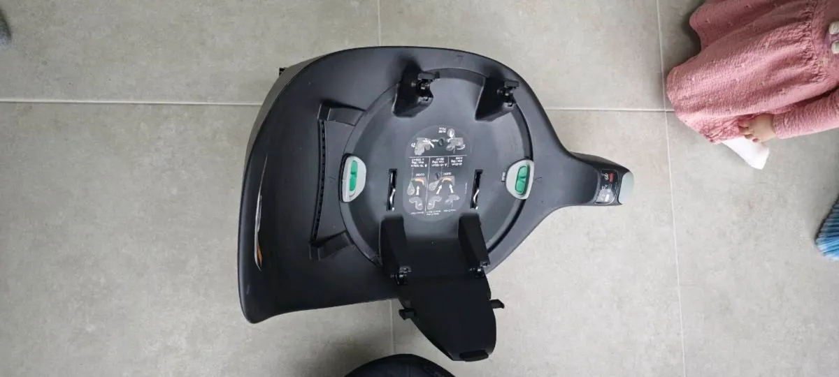 Cybex Cloud Z i-Size Car Seat & Base Z - Image 2