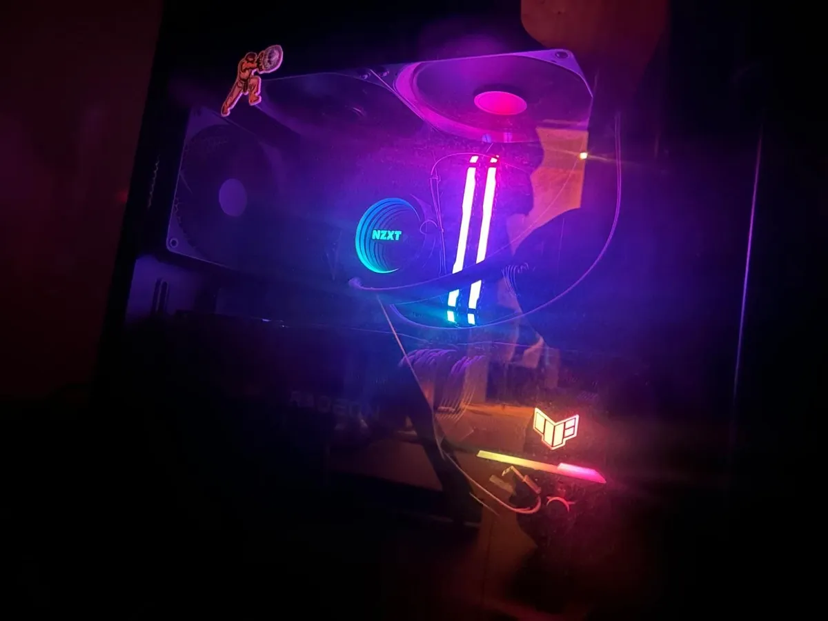 Entire desktop setup - Image 2