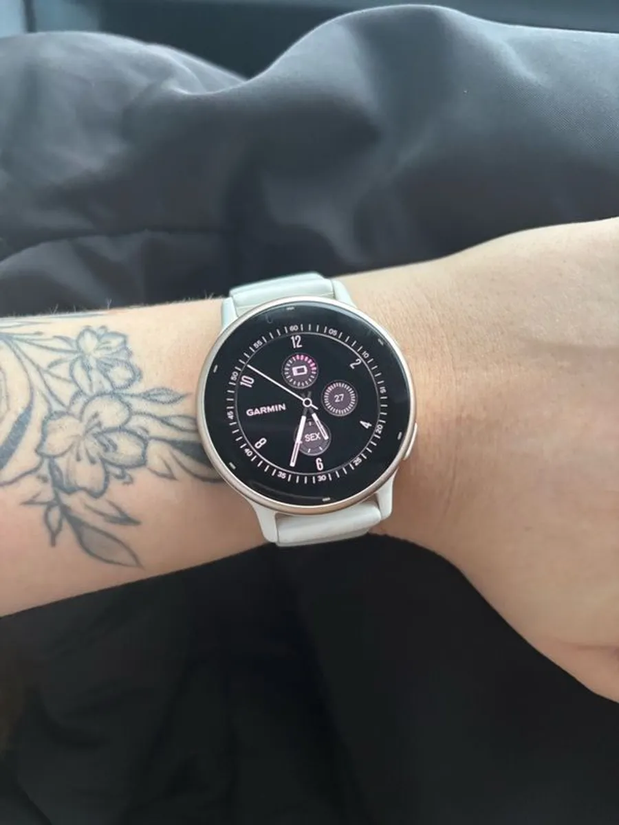 Garmin Vivoactive - Image 1