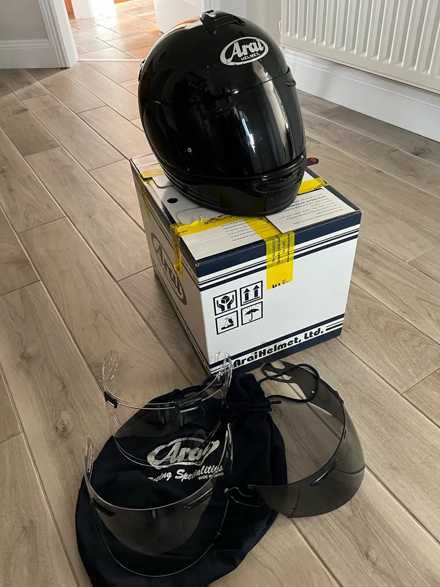 Arai helmet - Image 2