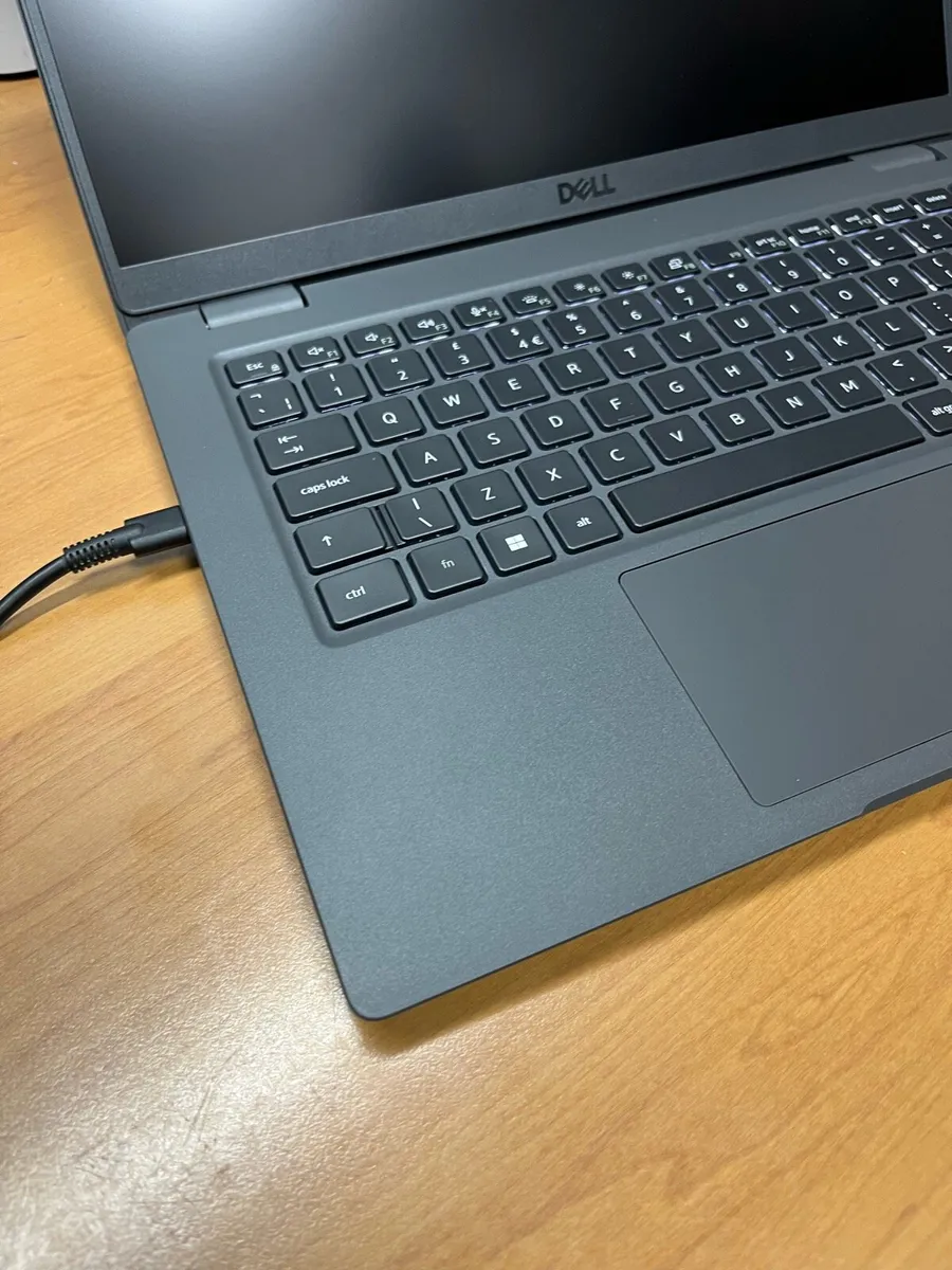 Dell laptop i5 pro 64gb 256 win 11 - Image 4