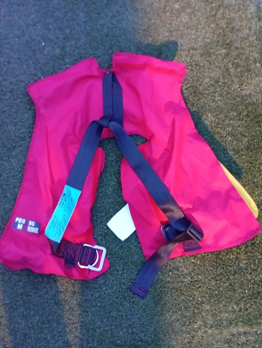 Quality PEGASO Automatic Lifevest/Jacket 3months - Image 3