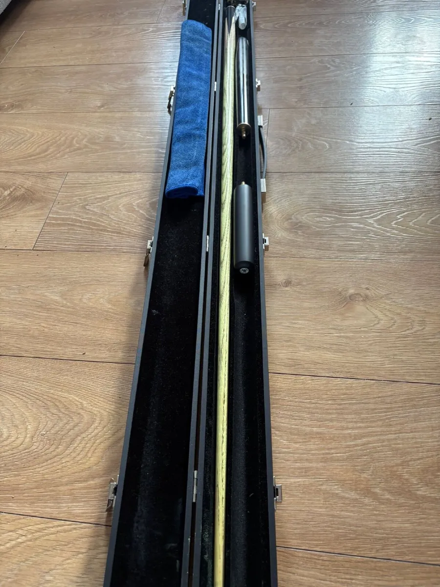 Peradon snooker cue 3/4 jointed - Image 1