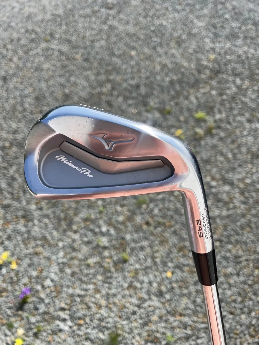 Mizuno Pro 243 Irons 5-PW - Image 1