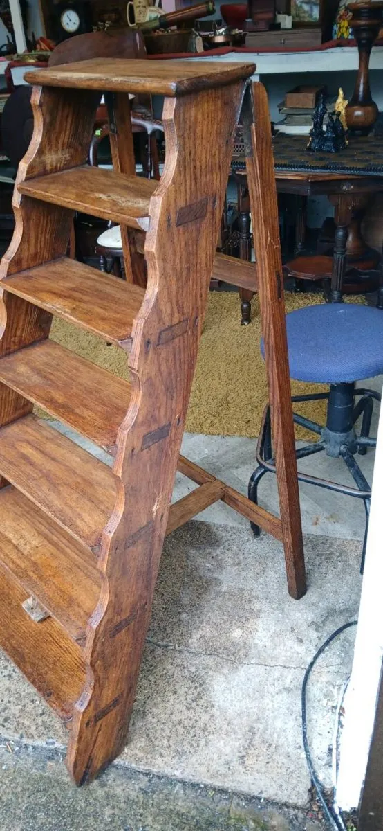 Library stairs oak Antique - Image 2