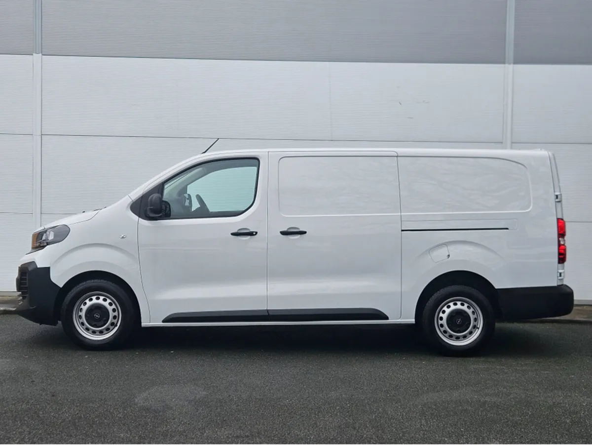 Opel Vivaro KOMFORT L2H1-1.5 120PS - Image 4
