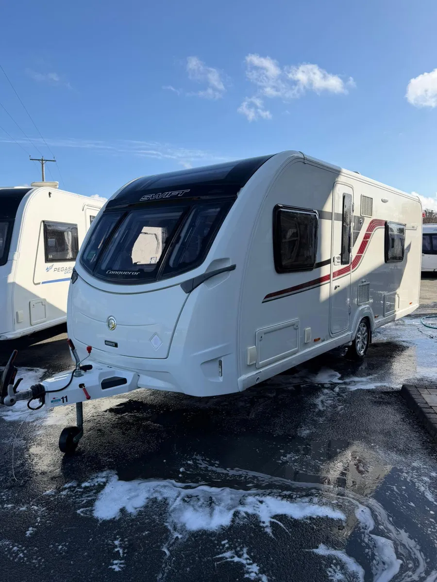 ✨SWIFT CONQUEROR 4BERTH FIXED SINGLE BEDS✨ - Image 1