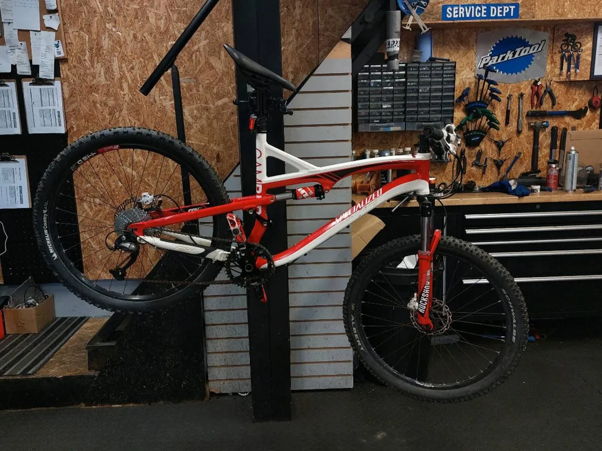 Specialized full suspension MTB (read description) - Image 1
