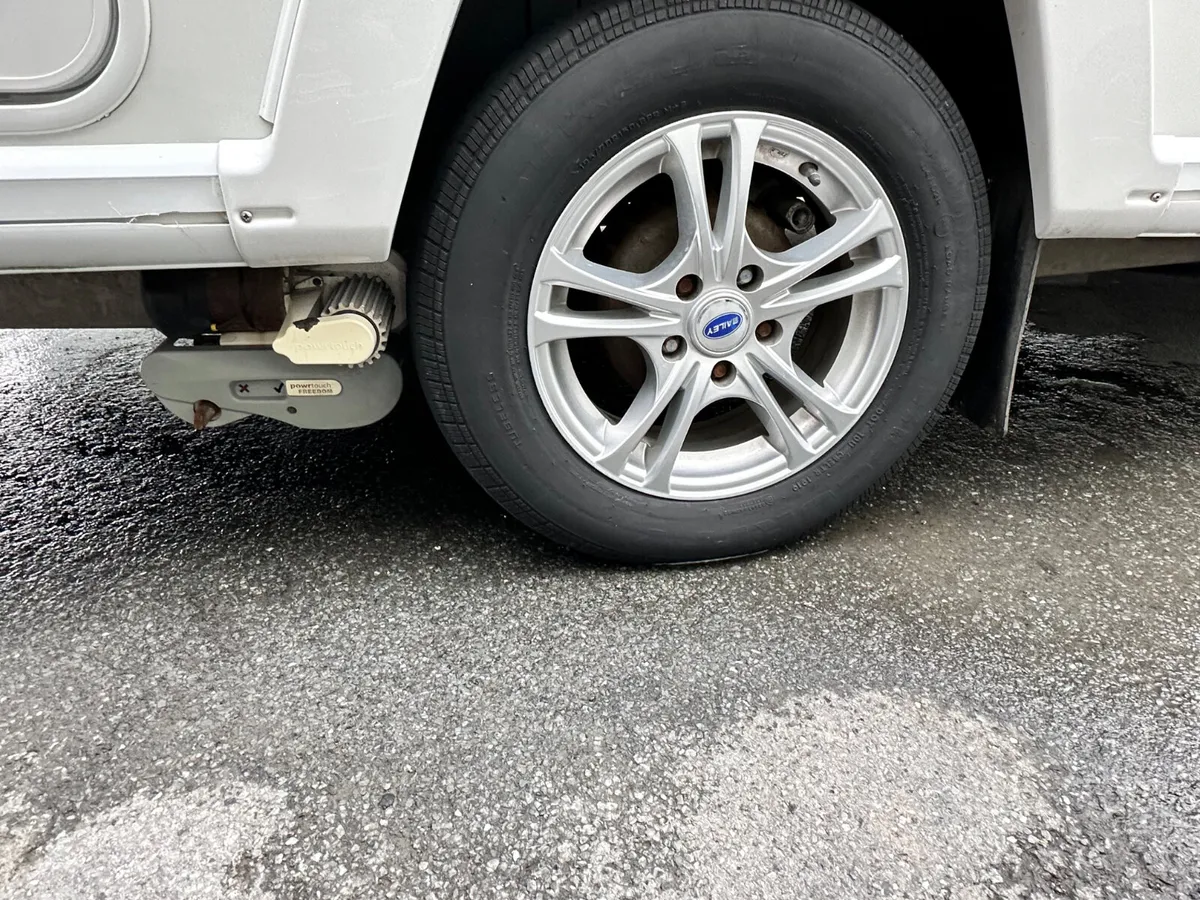 ✨BAILEY GRANDE 4 BERTH ISLAND BED 8FT WIDE✨ - Image 2