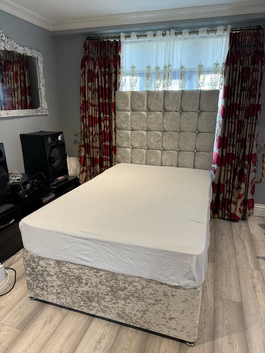 Small double bed snd mattress - Image 1